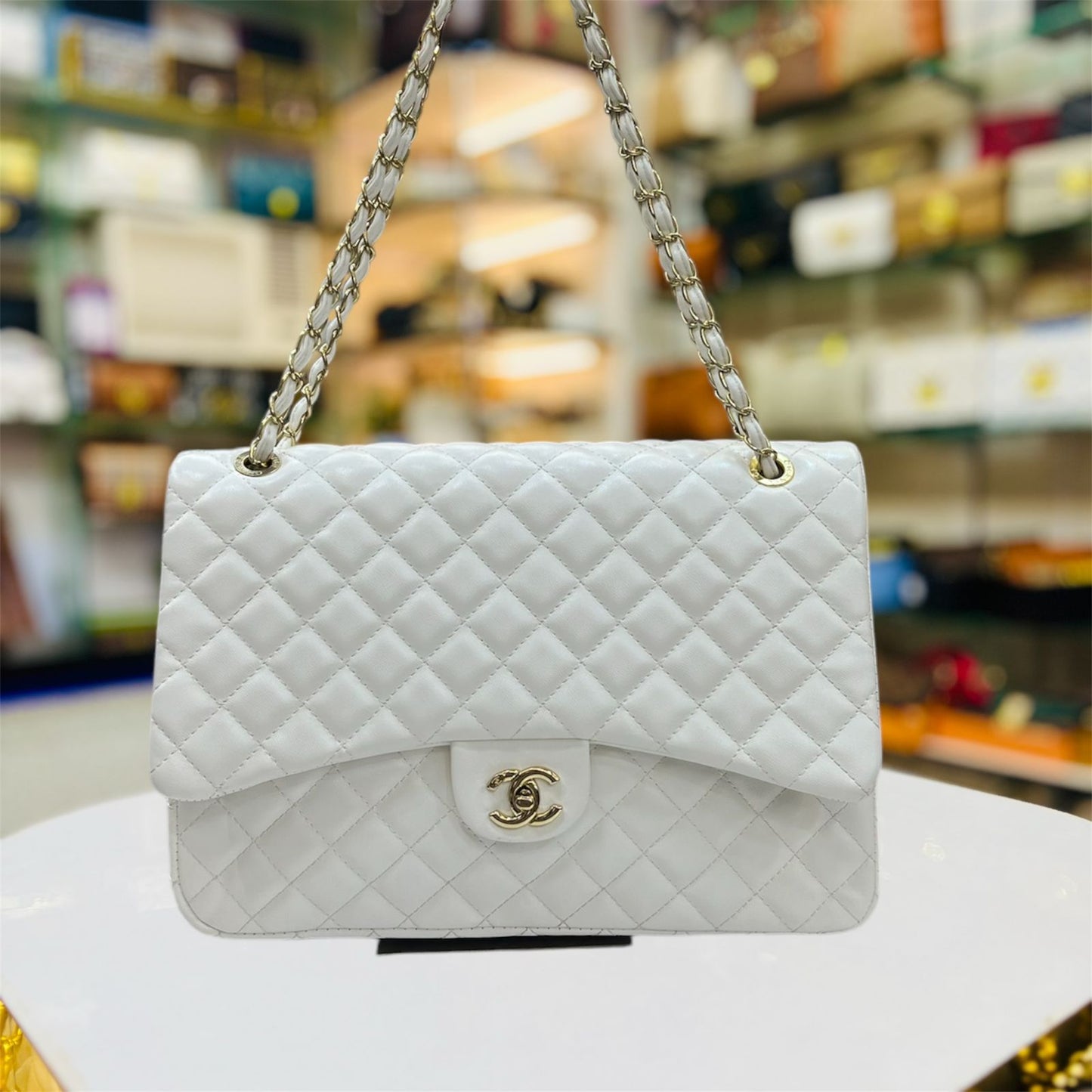 CHANEL Shoulder Bag White